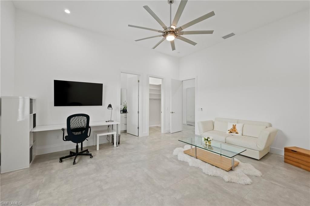 5324 Mayfair Ct, Cape Coral, FL 33904 Photo