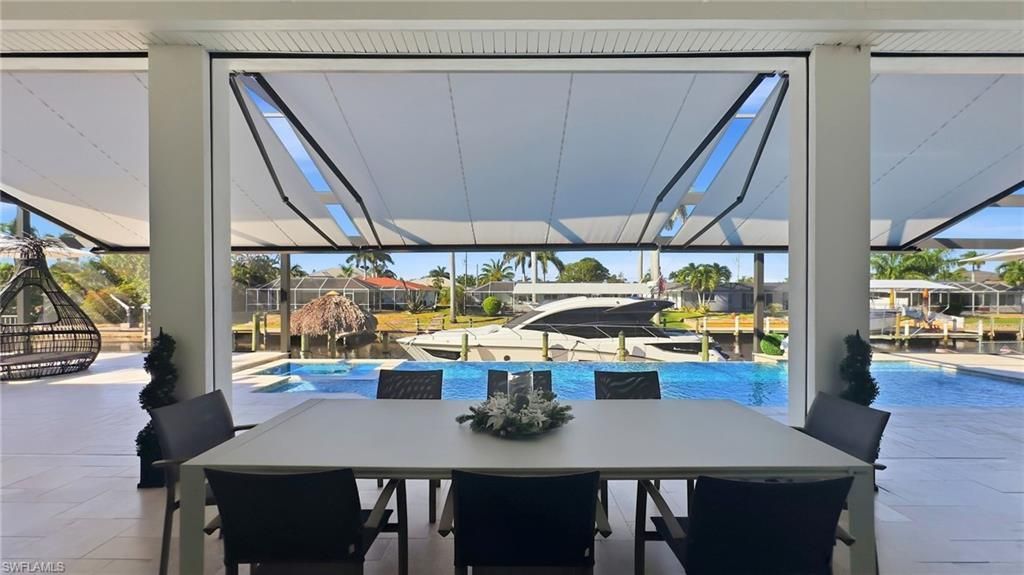 5324 Mayfair Ct, Cape Coral, FL 33904 Photo