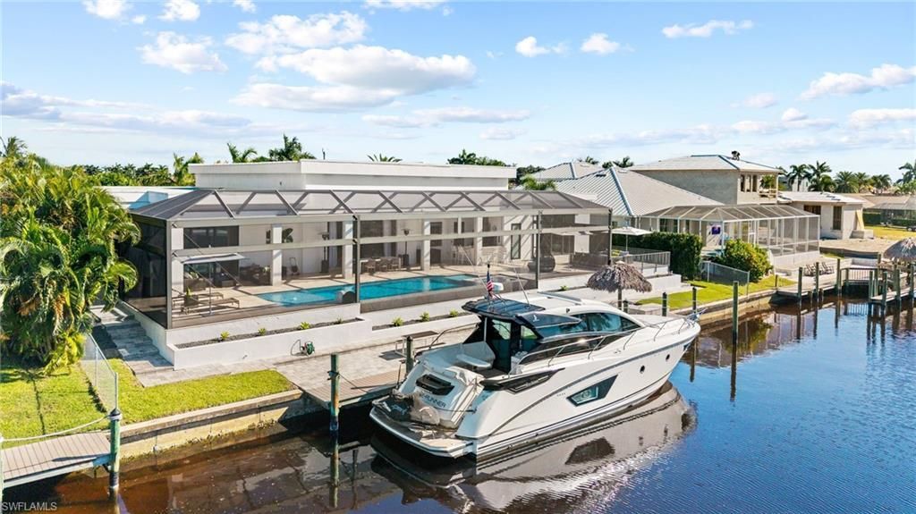 5324 Mayfair Ct, Cape Coral, FL 33904 Photo