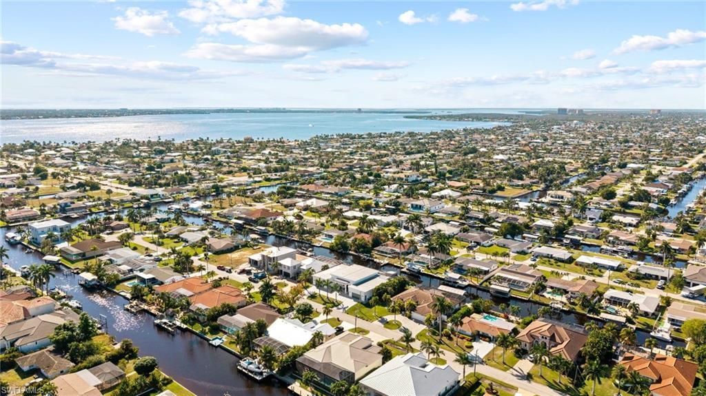 5324 Mayfair Ct, Cape Coral, FL 33904 Photo