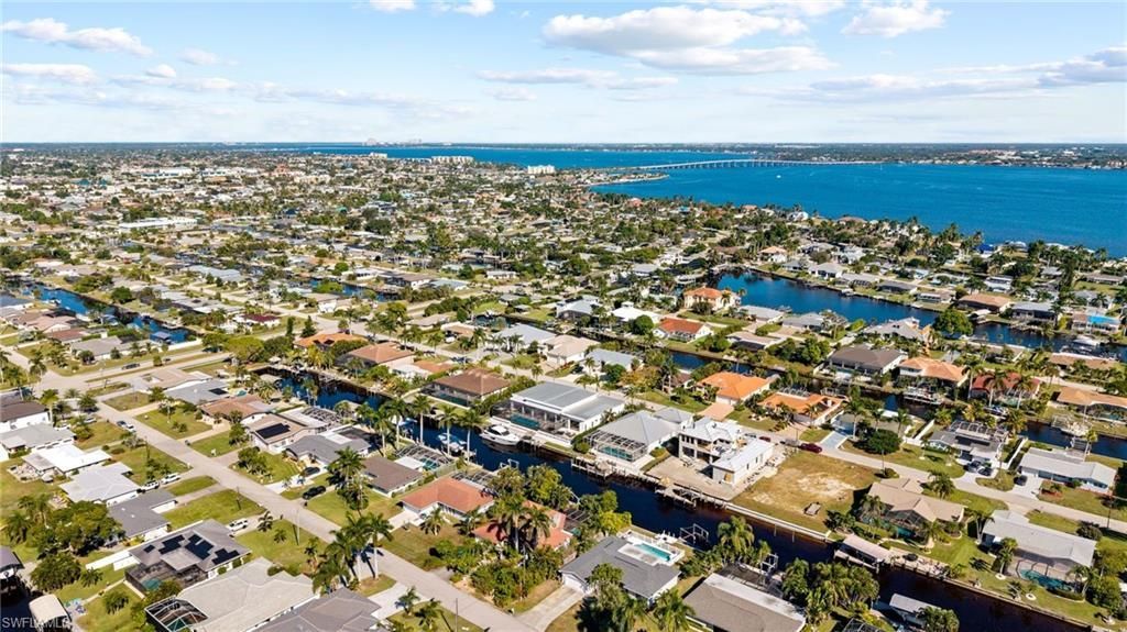 5324 Mayfair Ct, Cape Coral, FL 33904 Photo