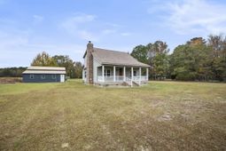 1085 Tobacco Road photo 4