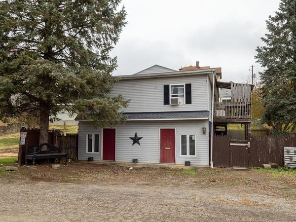 621R Grant Street, McMechen, WV 26040