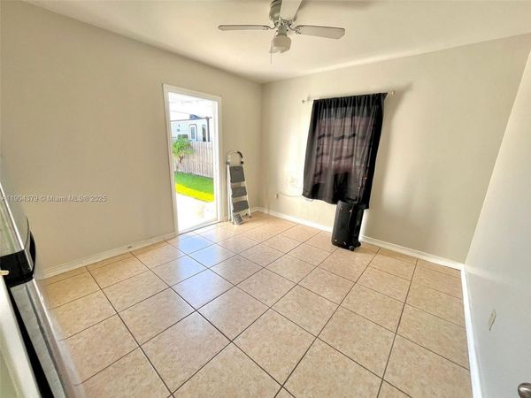 1541 NE 13th St, Homestead, FL 33033