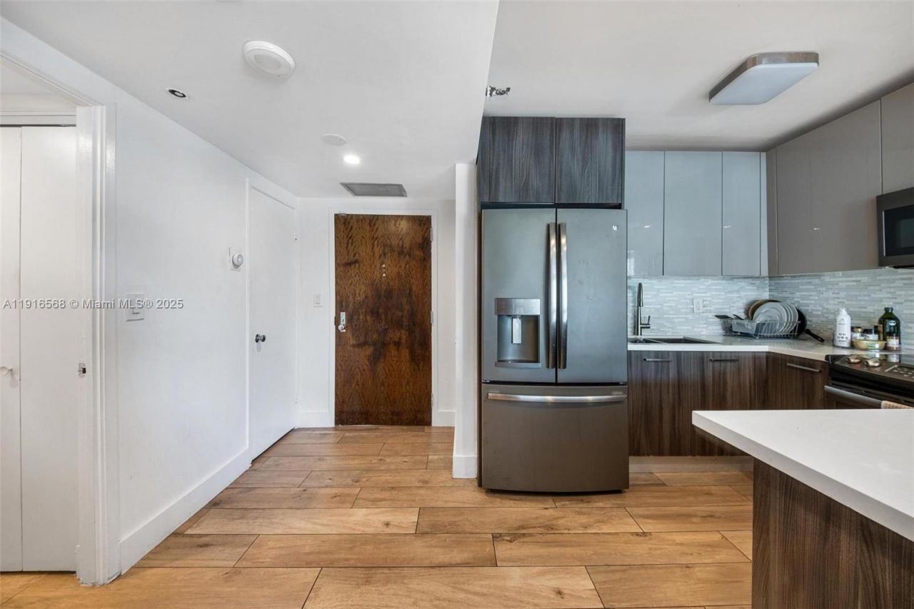 1541 Brickell Ave, Unit C406, Miami, FL 33129 Photo