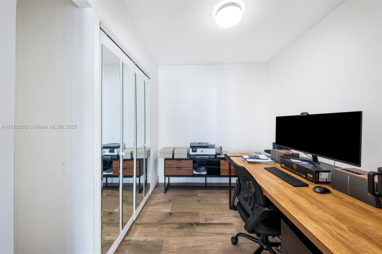 1541 Brickell Ave, Unit C406, Miami, FL 33129 Photo