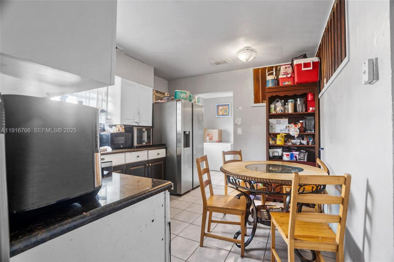 19740 NW 11th Ct, Miami Gardens, FL 33169 Photo