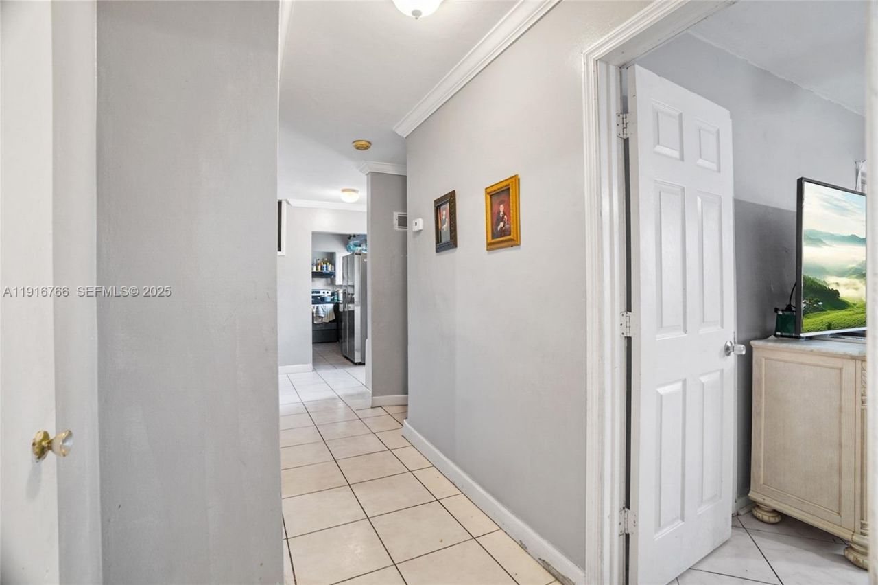 19740 NW 11th Ct, Miami Gardens, FL 33169 Photo