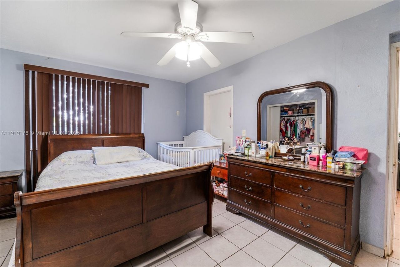 2840 NW 4th St, Miami, FL 33125 Photo