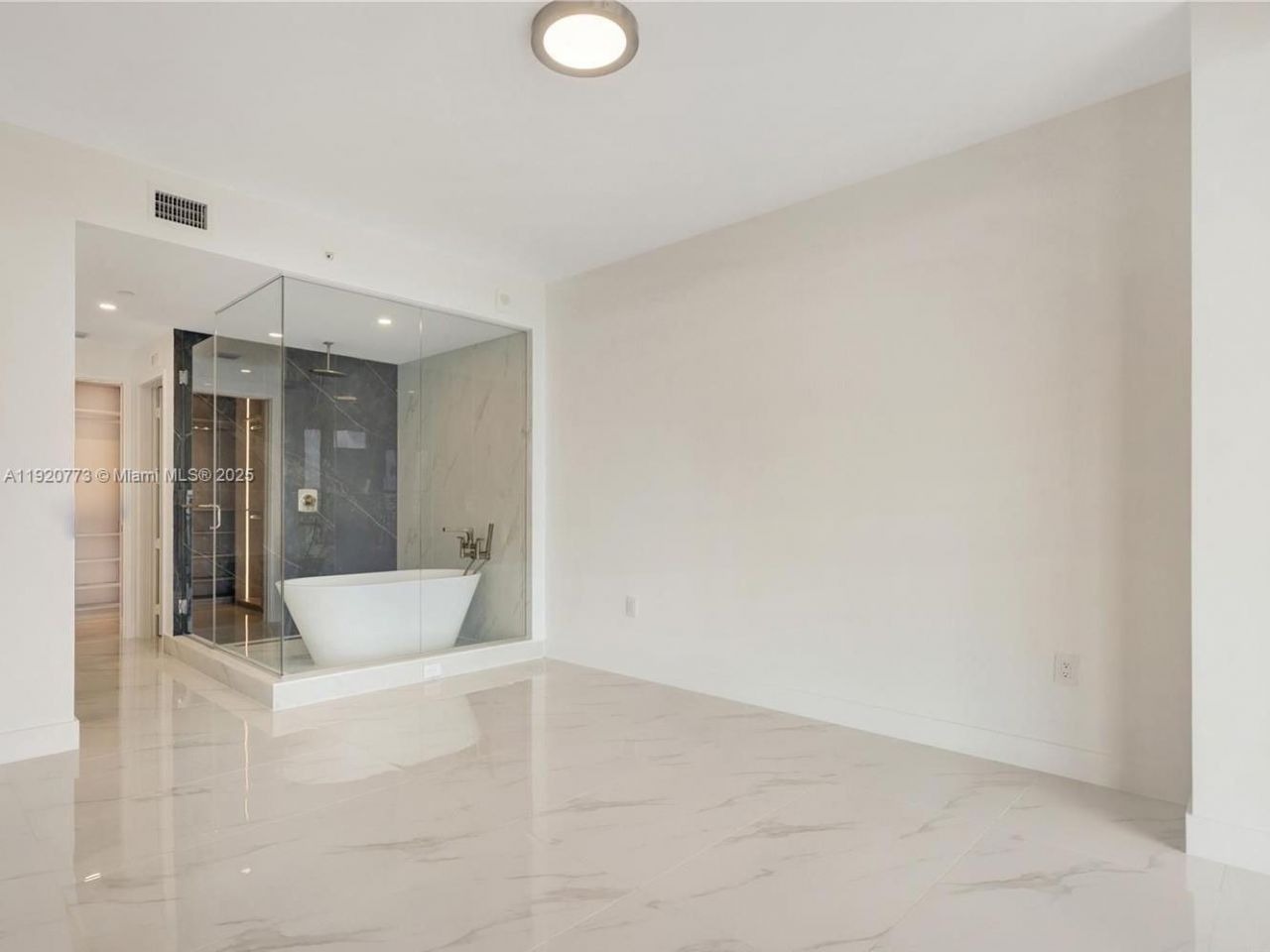 700 NE 24th St, Unit 1503, Miami, FL 33137 Photo