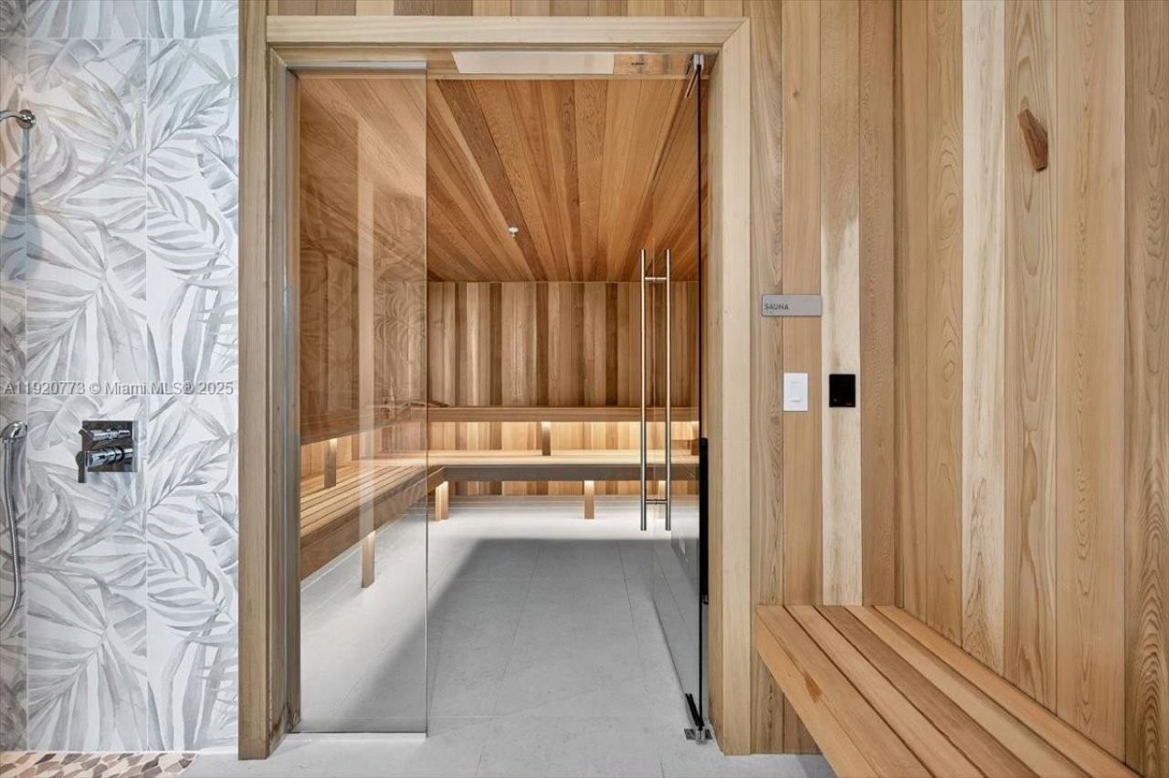 700 NE 24th St, Unit 1503, Miami, FL 33137 Photo