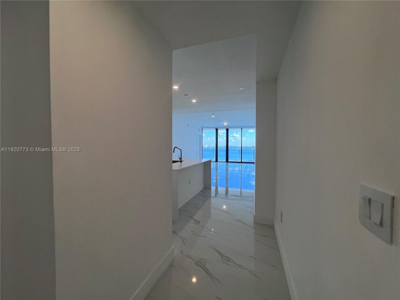 700 NE 24th St, Unit 1503, Miami, FL 33137 Photo