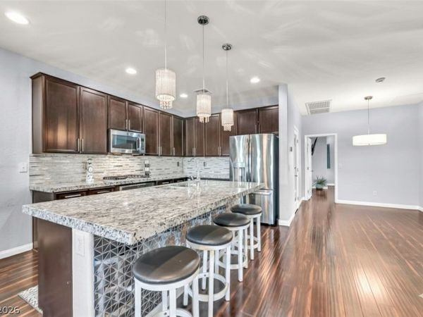 10437 Camp Rock Court, Las Vegas, NV 89178