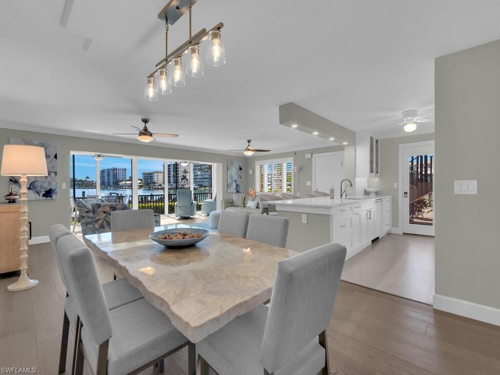 222 Harbour Dr, Unit 103, Naples, FL 34103 Photo