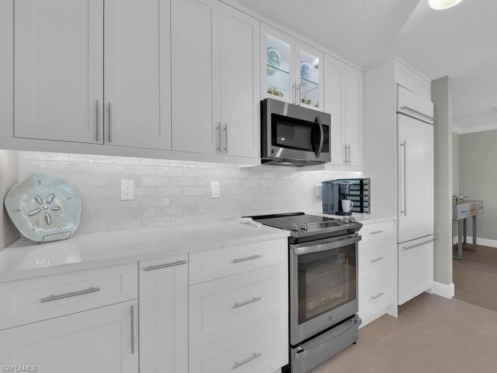 222 Harbour Dr, Unit 103, Naples, FL 34103 Photo