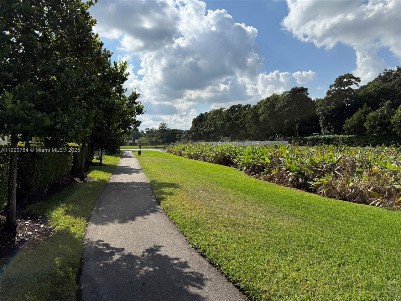 4725 Santa Cruz Way, Davie, FL 33314 Photo