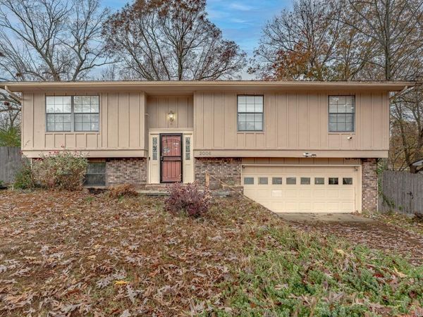 2006 Timberridge Dr, Jonesboro, AR 72401