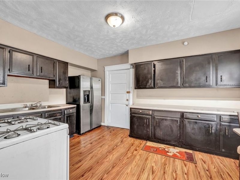 1333 E 82nd Street, Cleveland, OH 44103 Photo 10