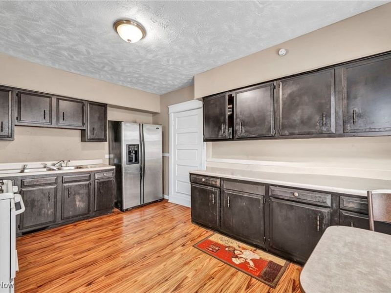 1333 E 82nd Street, Cleveland, OH 44103 Photo 11