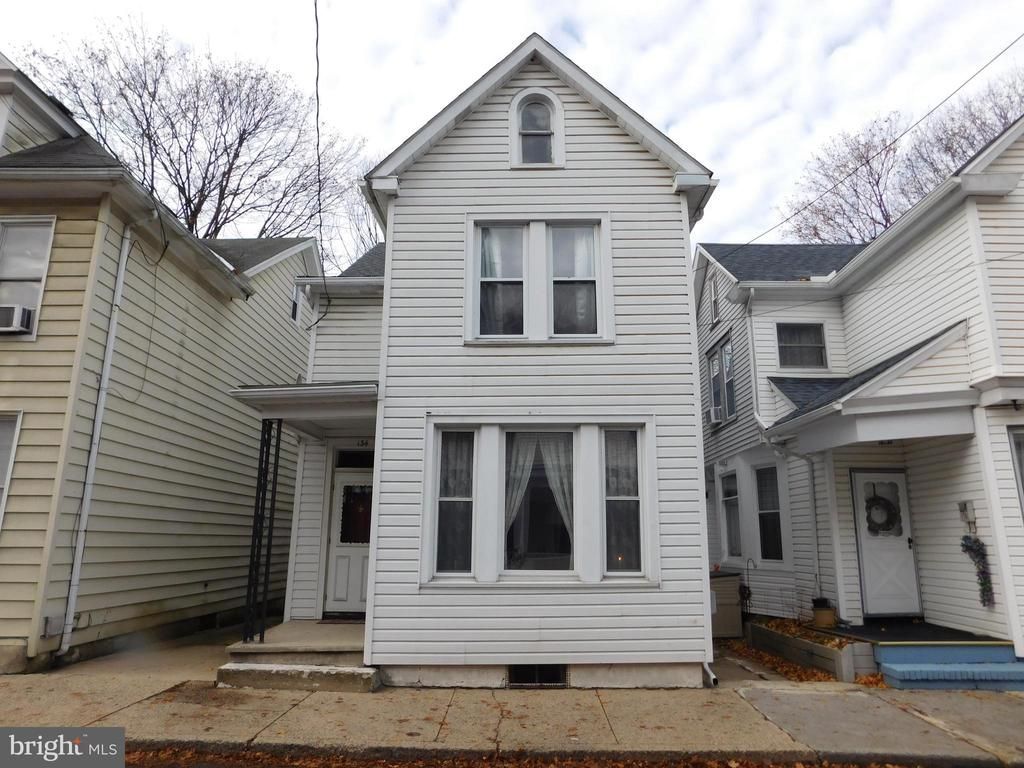 134 S Schuylkill Avenue, Tamaqua, PA 18252 Main Photo