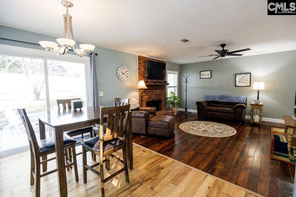 312 Southampton Drive Photo 10