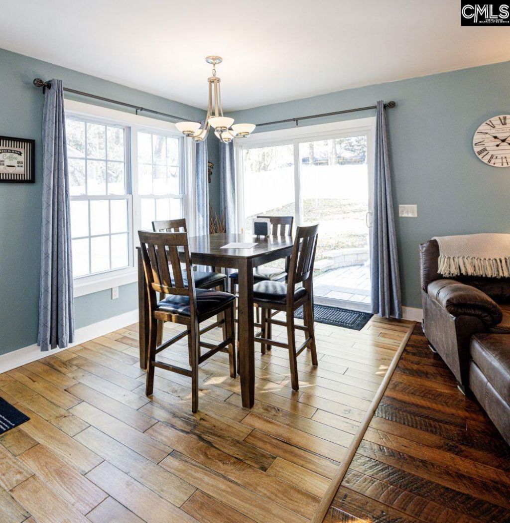 312 Southampton Drive Photo 11