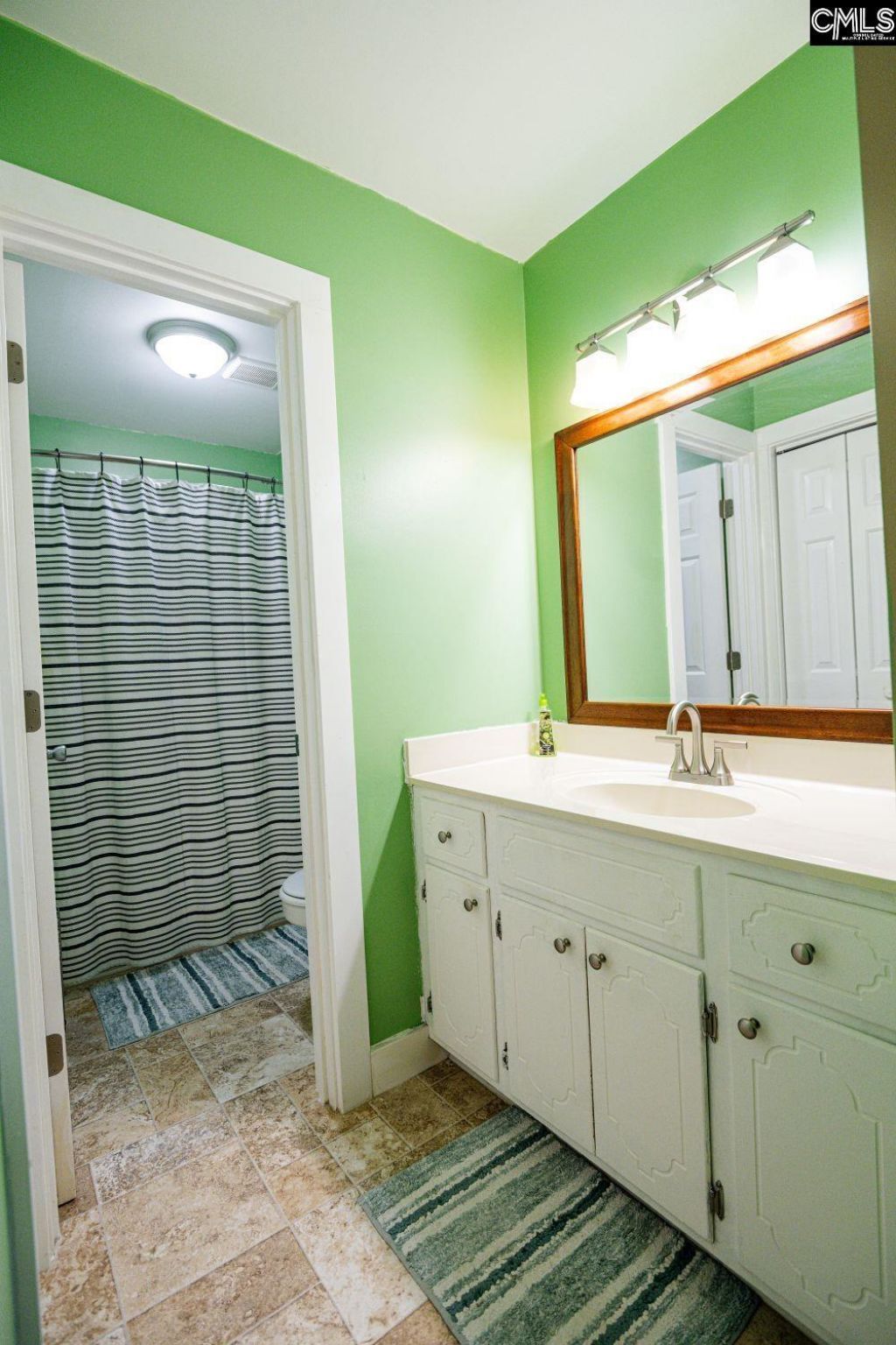 312 Southampton Drive Photo 20