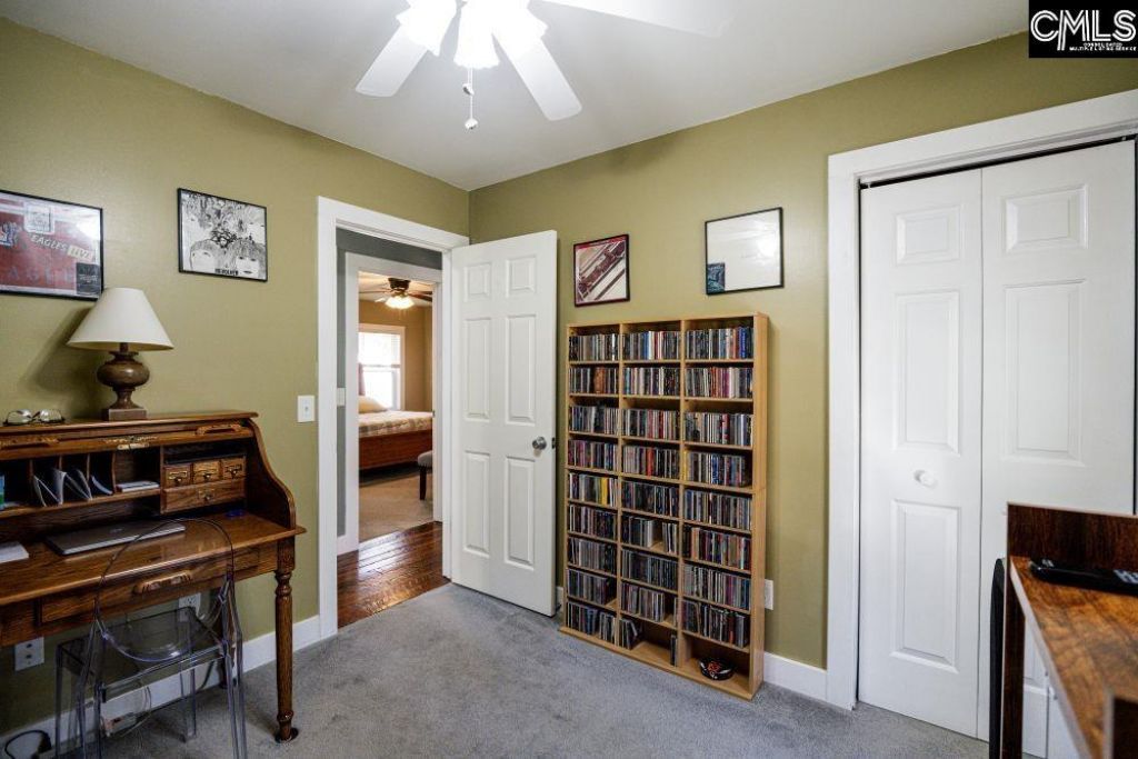 312 Southampton Drive Photo 22