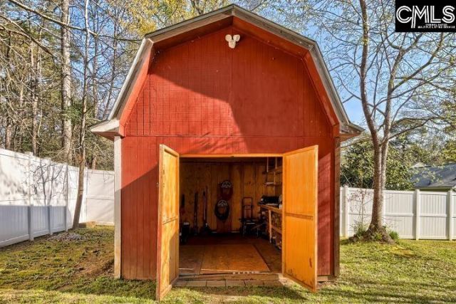 312 Southampton Drive Photo 33