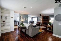 312 Southampton Drive photo 4