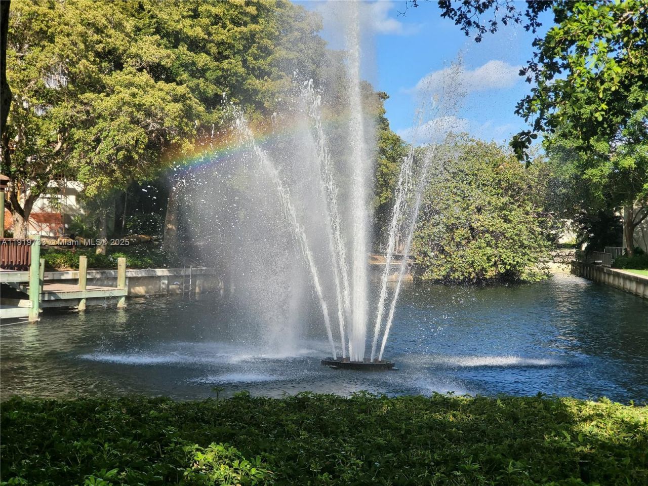 1000 Quayside Ter, Unit 812, Miami, FL 33138 Photo