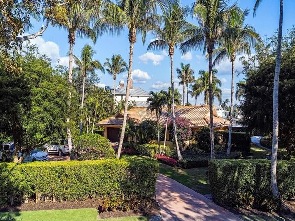 NAPLES, FL 34102