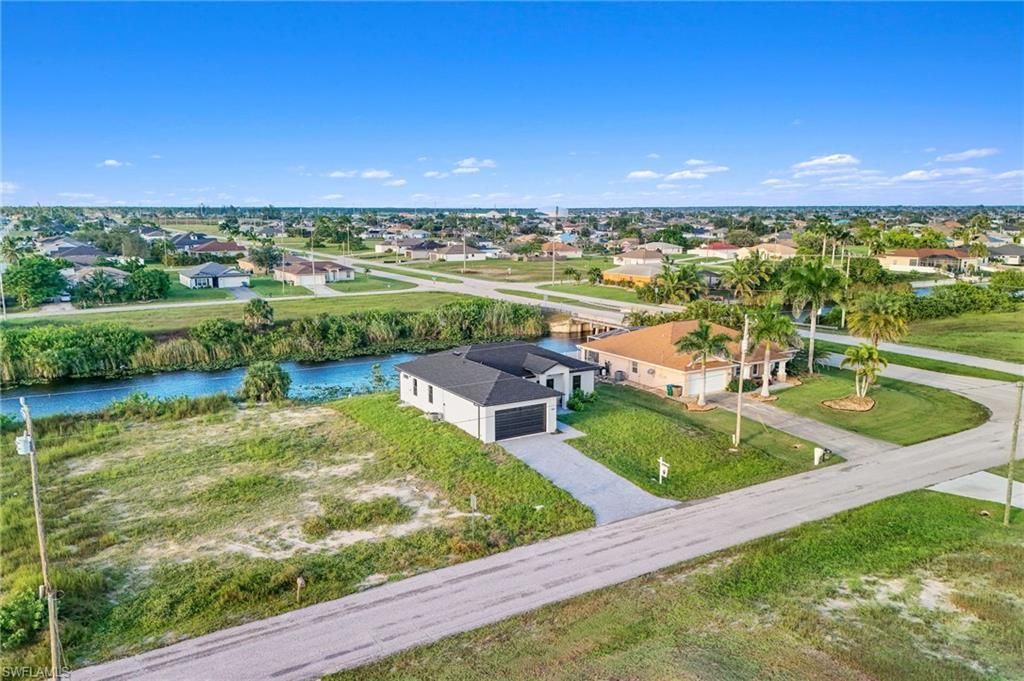 1607 NW 17th St, Cape Coral, FL 33993 Photo