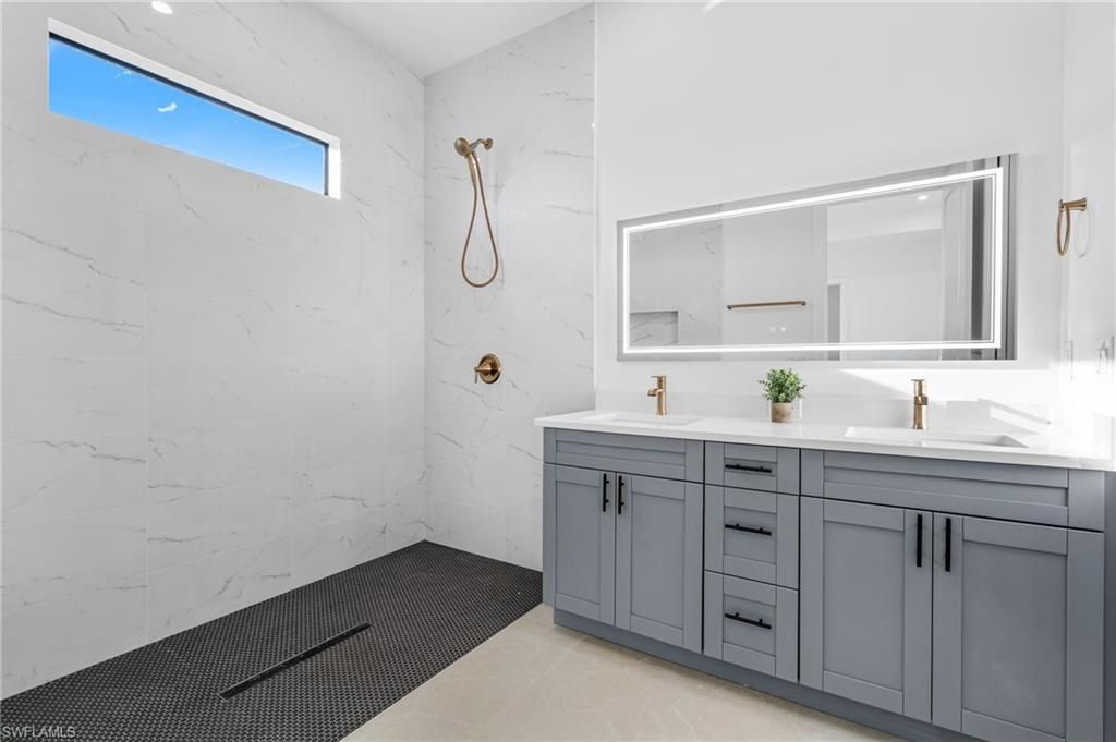 1607 NW 17th St, Cape Coral, FL 33993 Photo