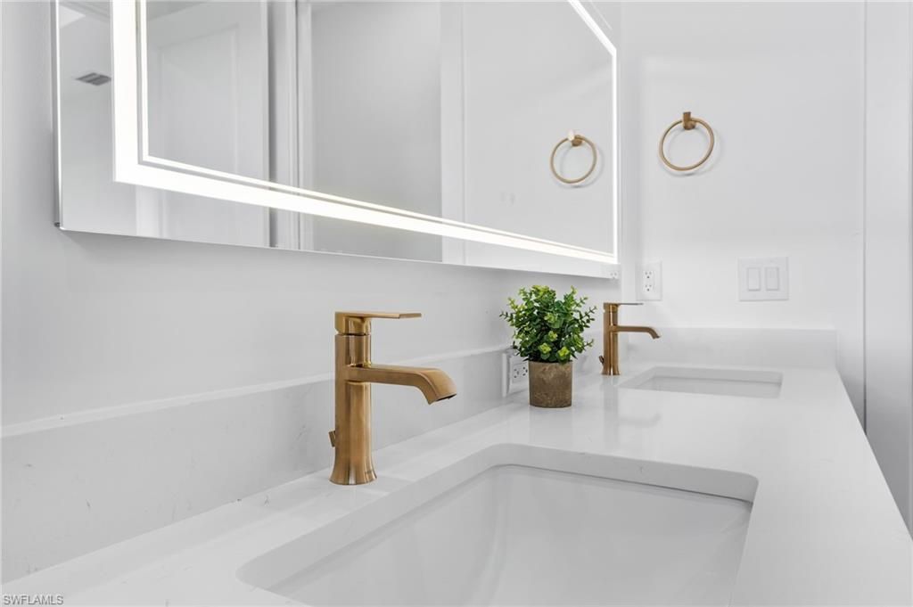 1607 NW 17th St, Cape Coral, FL 33993 Photo