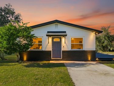 811 Hymon Cir, Bunnell, FL 32110