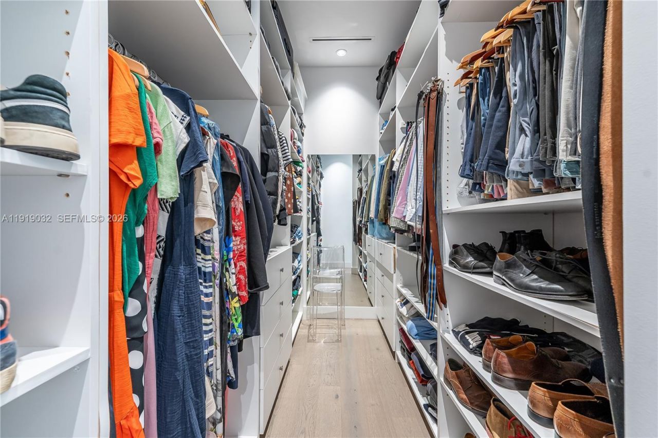 6495 SW 85th St, Miami, FL 33143 Photo