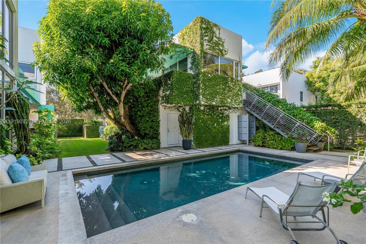 6495 SW 85th St, Miami, FL 33143 Photo