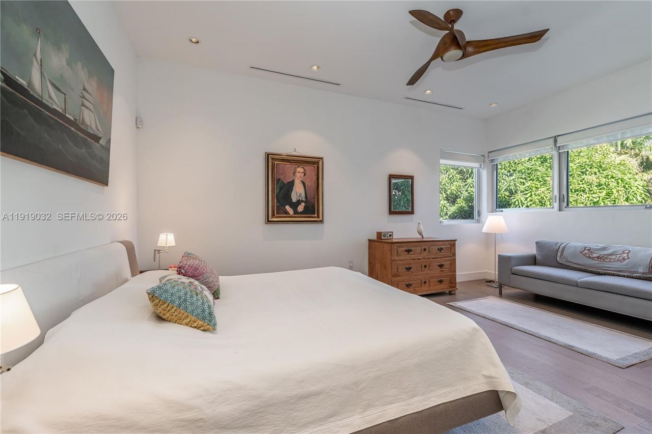 6495 SW 85th St, Miami, FL 33143 Photo