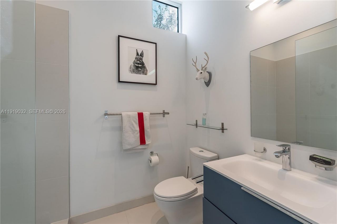 6495 SW 85th St, Miami, FL 33143 Photo