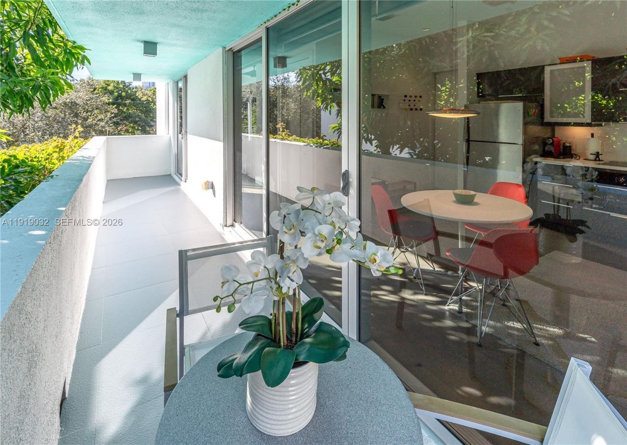 6495 SW 85th St, Miami, FL 33143 Photo