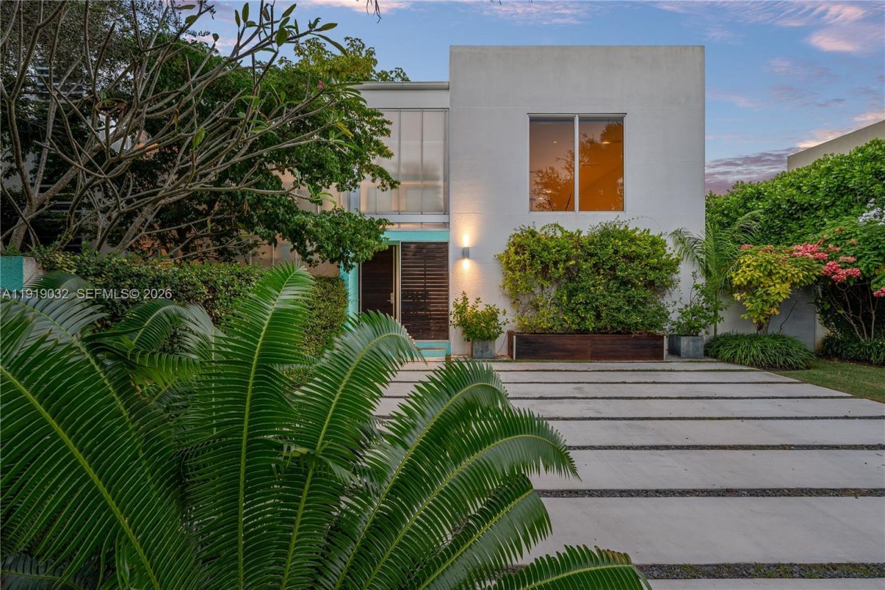 6495 SW 85th St, Miami, FL 33143 Photo