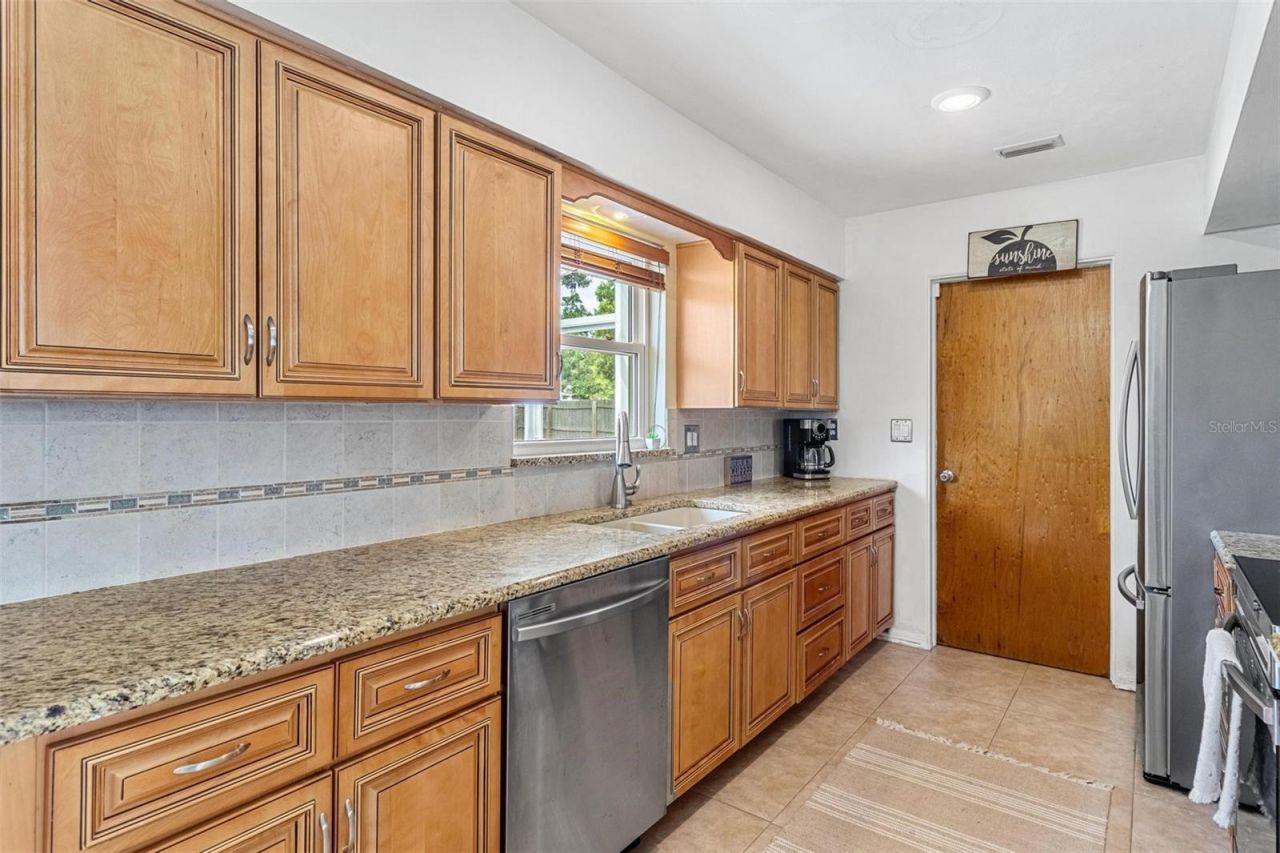 6190 36th Avenue N, Saint Petersburg, FL 33710 Photo