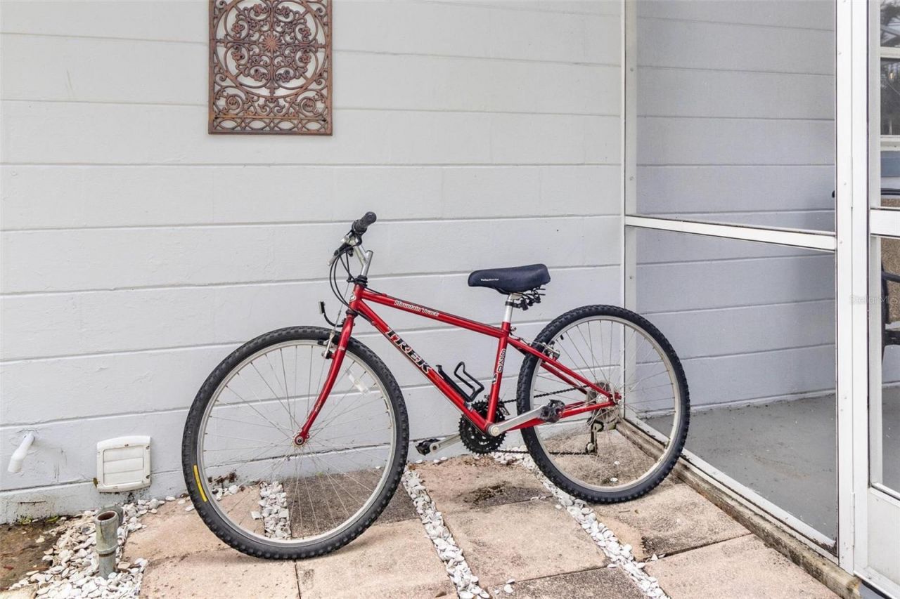 6190 36th Avenue N, Saint Petersburg, FL 33710 Photo