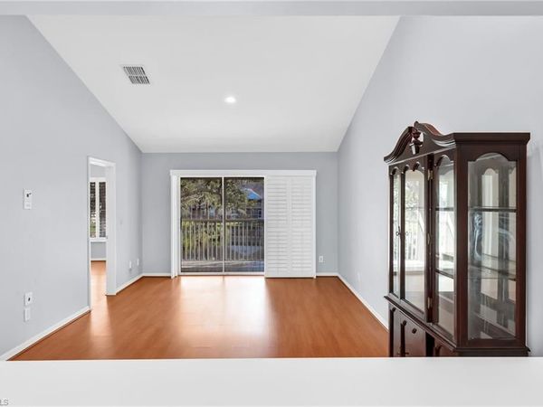 186 Pebble Shores DR, Unit 203, NAPLES, FL 34110