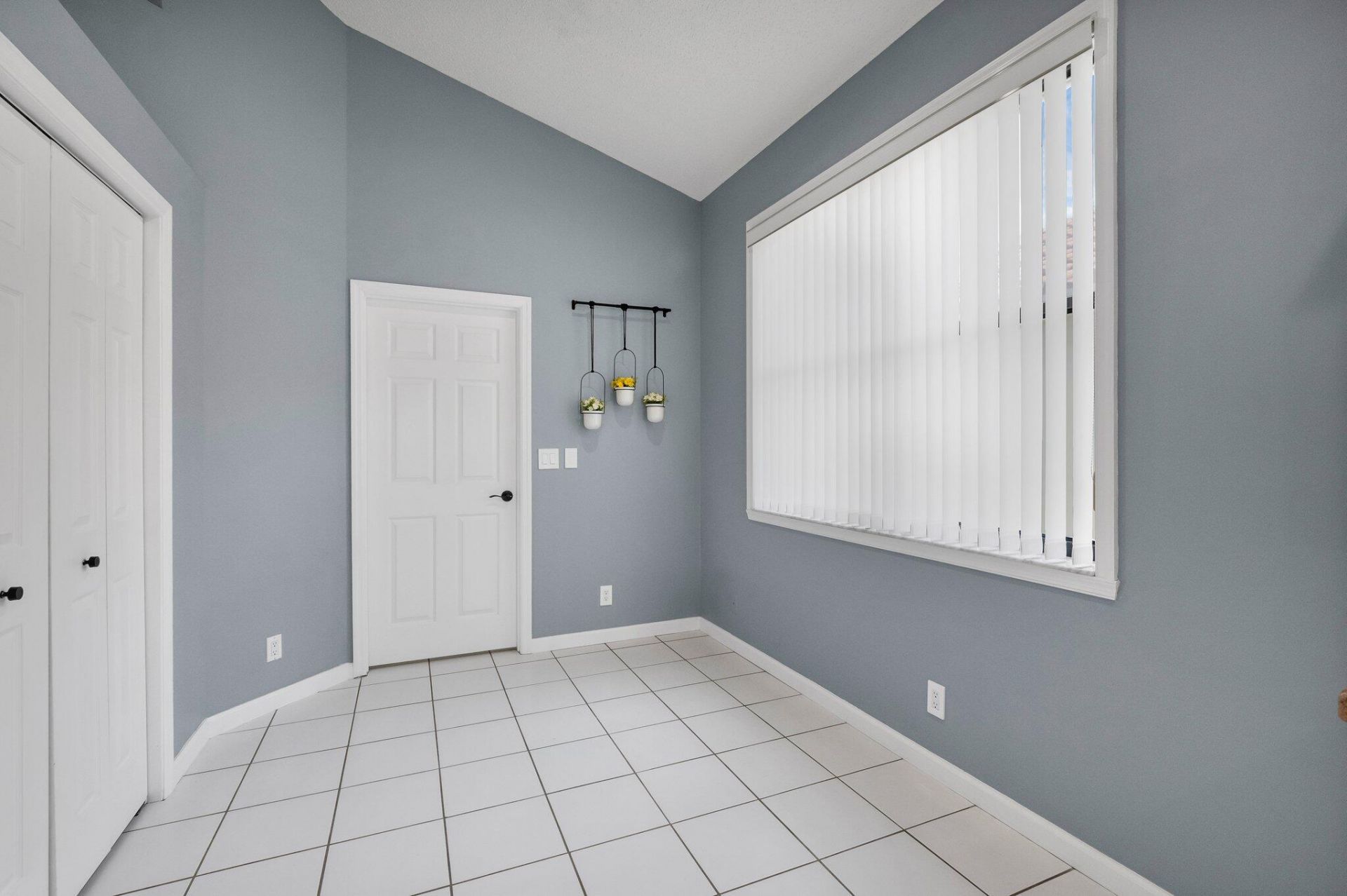 10393 Lexington Circle S, Boynton Beach, FL 33436 Photo