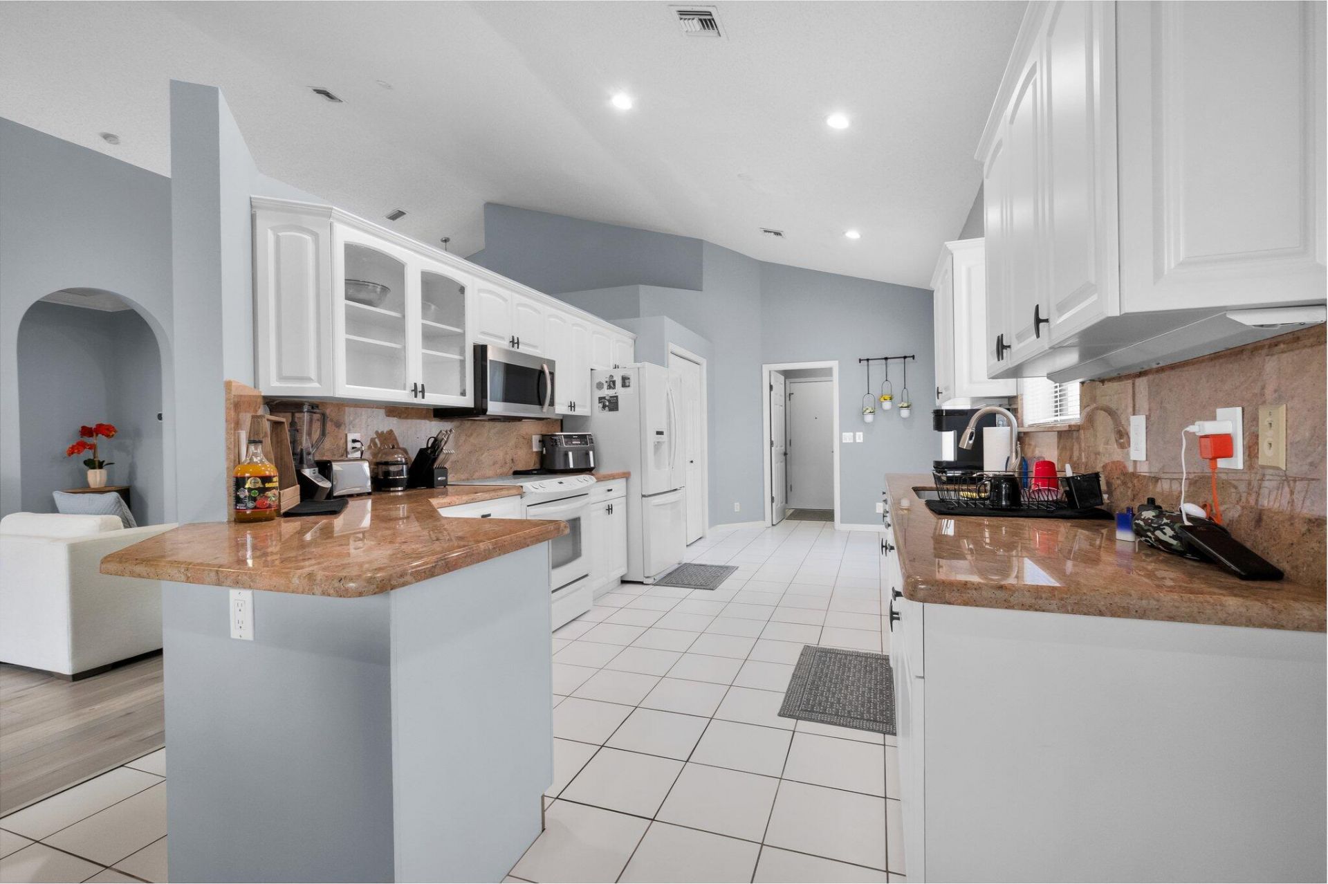 10393 Lexington Circle S, Boynton Beach, FL 33436 Photo