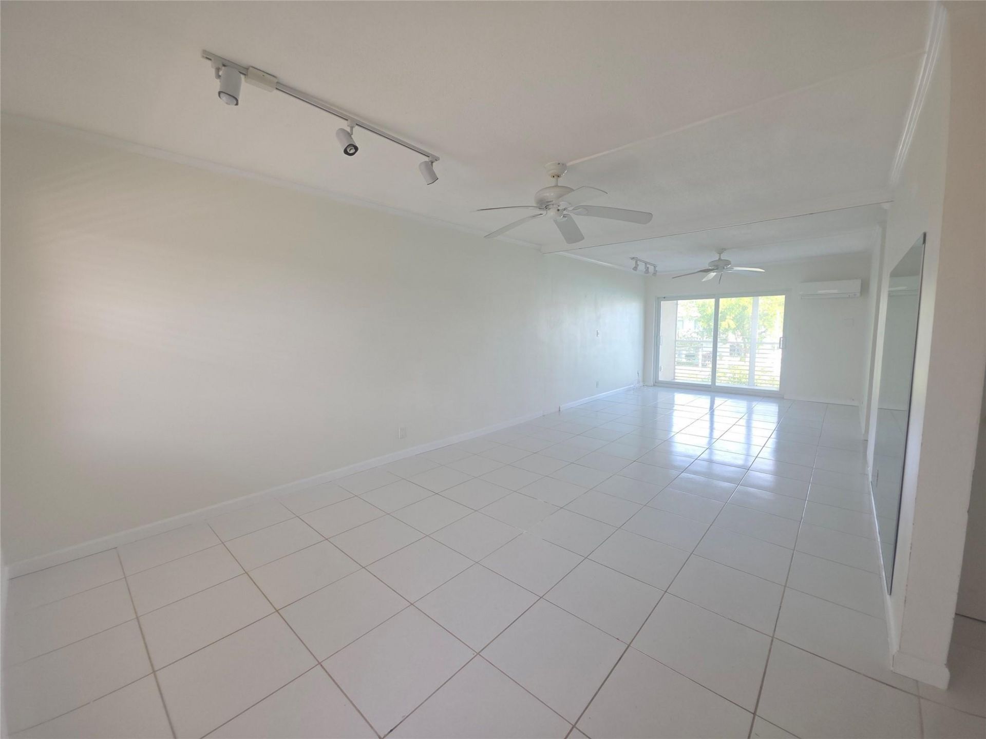 2131 NE 42nd Court, Unit 209E, Lighthouse Point, FL 33064 Photo