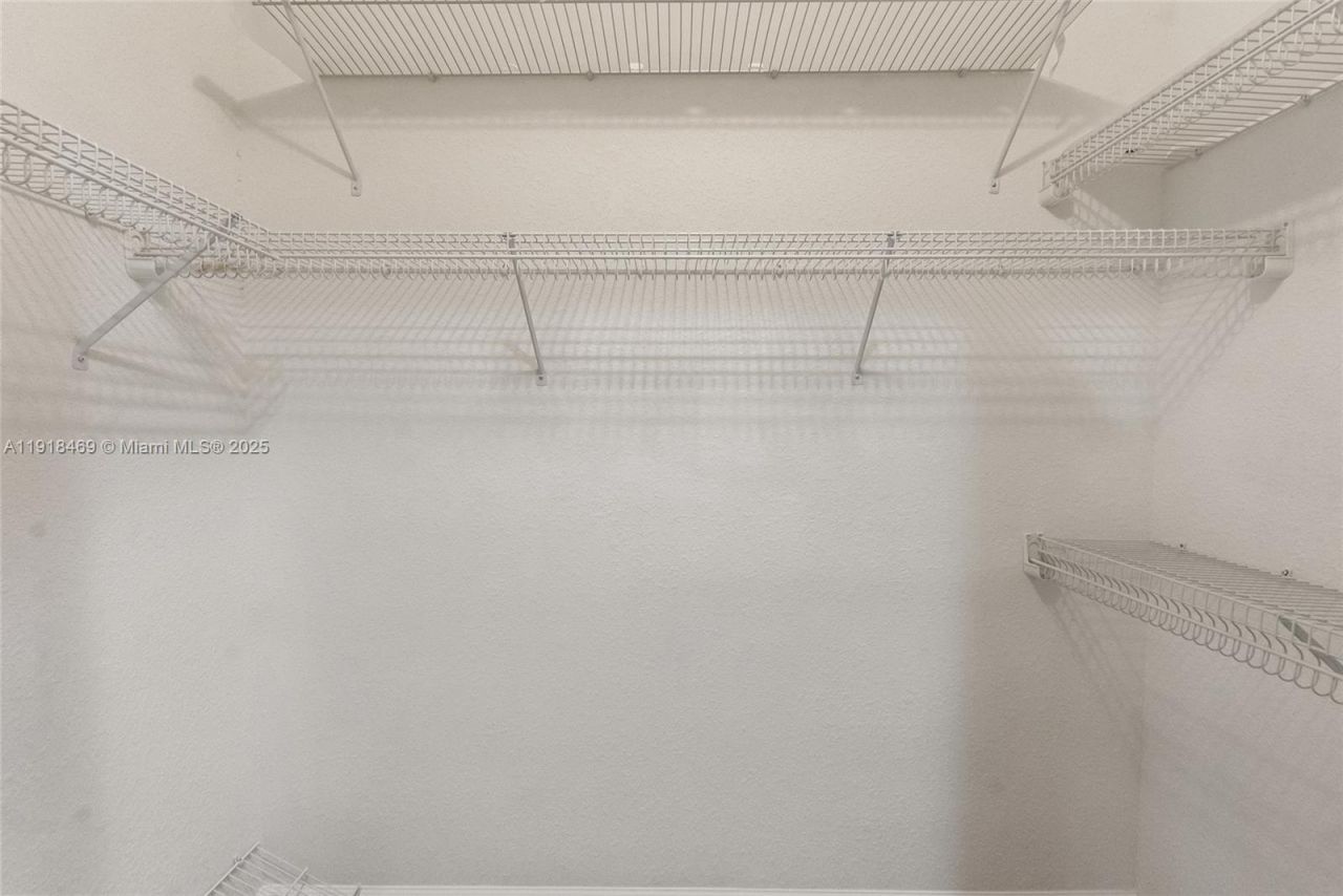 2649 Center Ct Dr, Unit 2-7, Weston, FL 33332 Photo