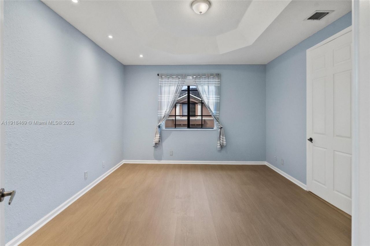 2649 Center Ct Dr, Unit 2-7, Weston, FL 33332 Photo